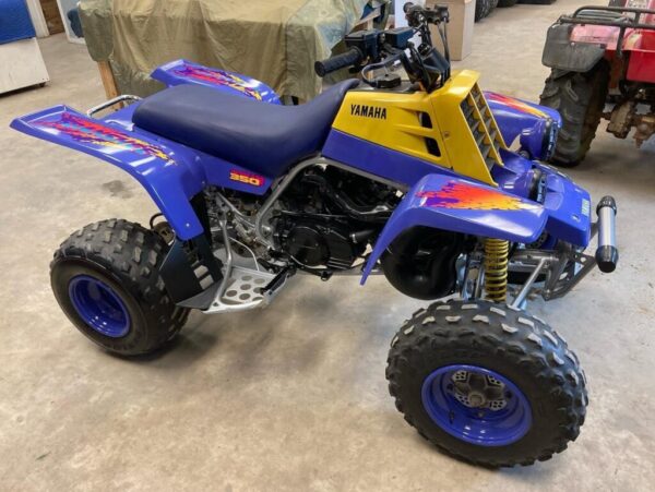 1994 YAMAHA BANSHEE